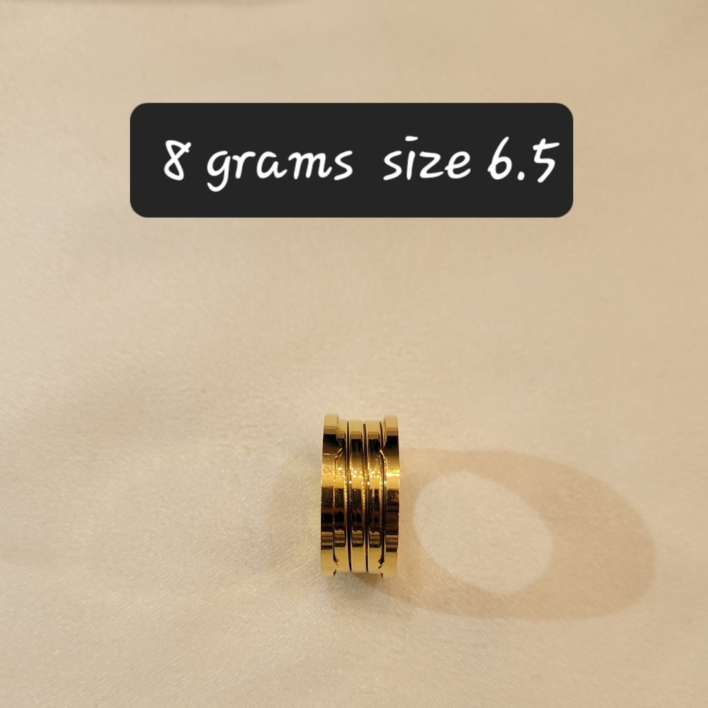 18k Saudi Yellow Gold 4 band ring design